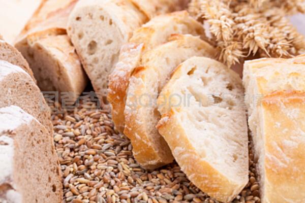 新鲜可口的混合面包片面包房面包